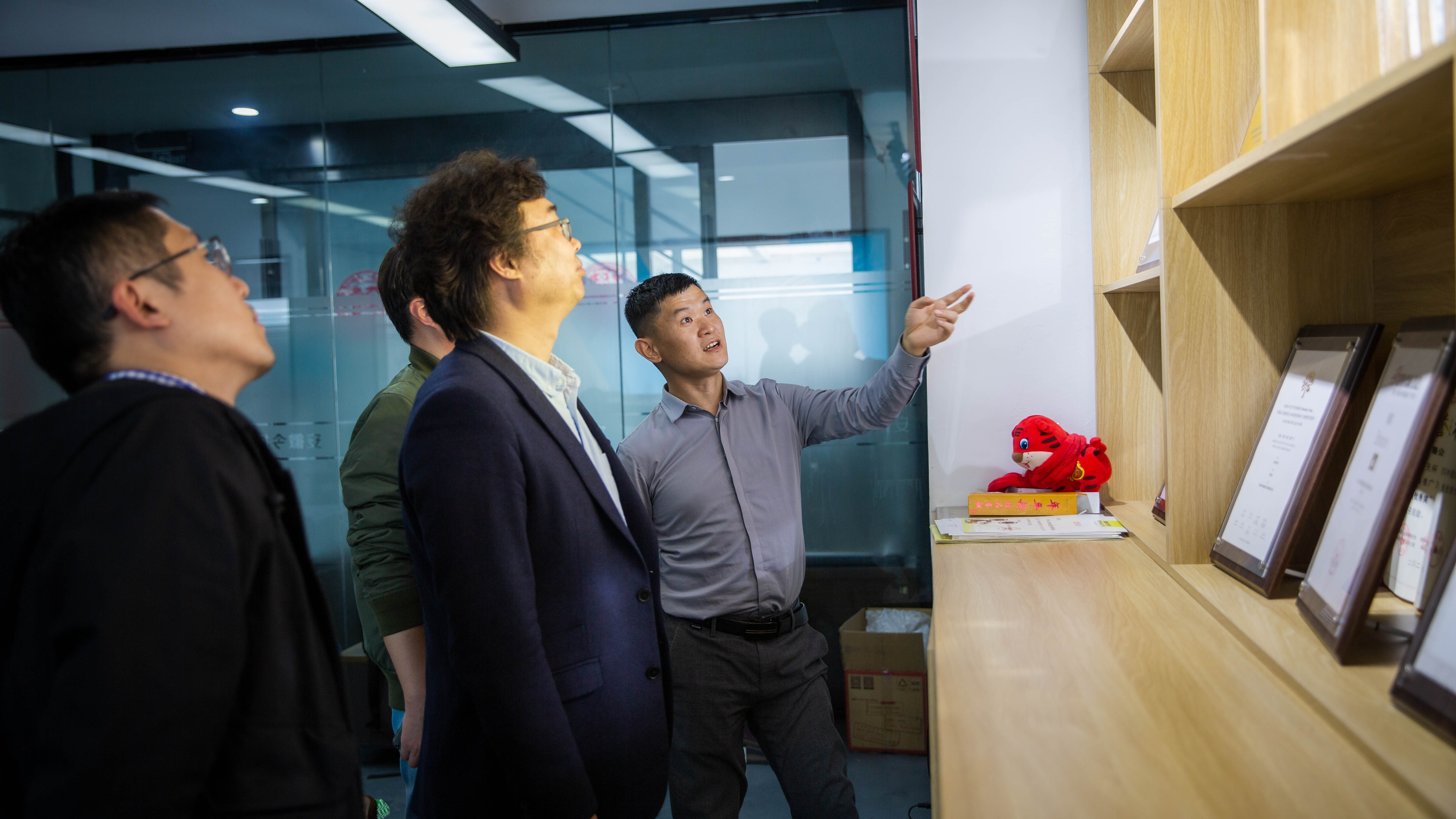 1713772855925269.jpg 0I1A8883.jpg